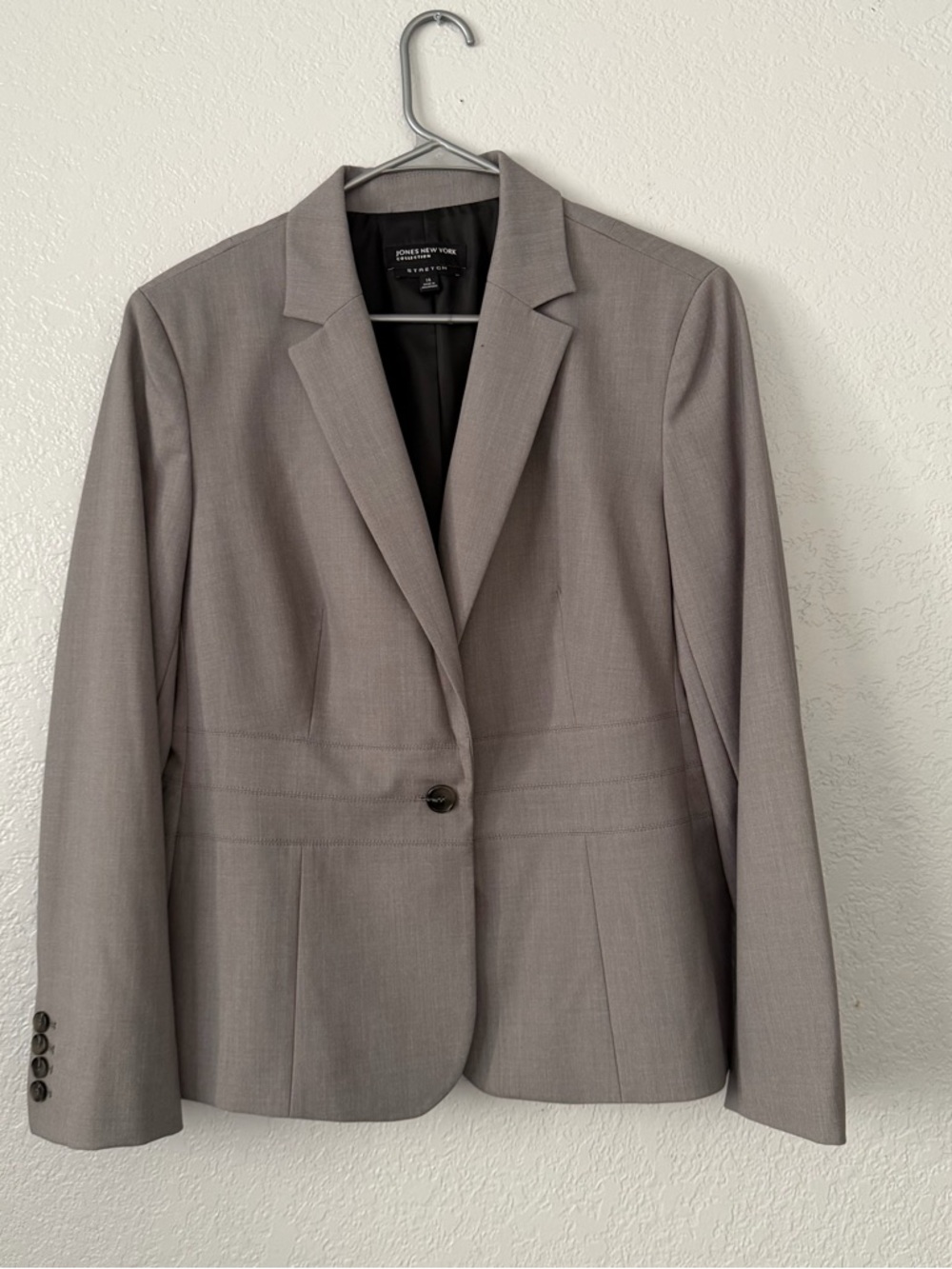 Jones New York Light Taupe Single-Button Blazer